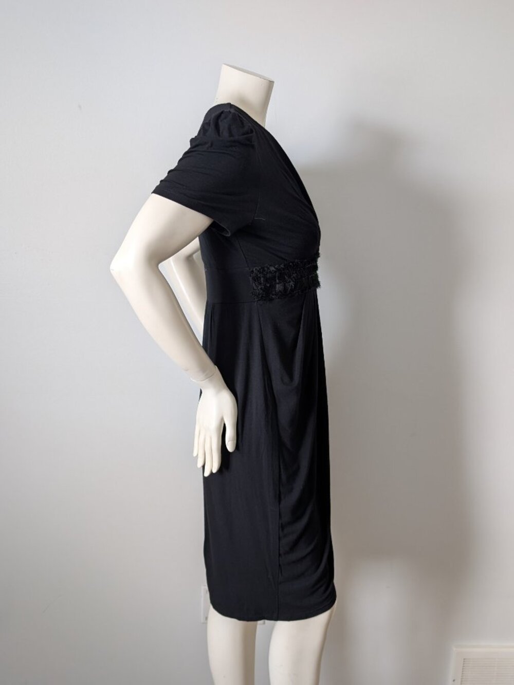 Elle - Black Wrap-Style Midi Dress - Size S - NWT - Picture 4 of 7